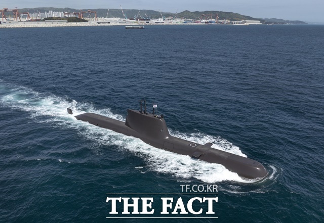 HD현대중공업이 건조해 2016년 대한민국 해군에 인도한 장보고-Ⅱ(214급) 잠수함 윤봉길함 시운전 모습. /HD현대중공업