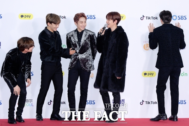 엑소는 첸백시 3인이 빠진 6인 그룹으로 12월13일과 14일 인천 인스파이어 아레나에서 팬미팅 엑소버스를 개최한다. 6인조 엑소는 2026년 1분기 여덟 번째 정규앨범을 발매하고 본격적인 활동에 나설 예정이다. /더팩트 DB