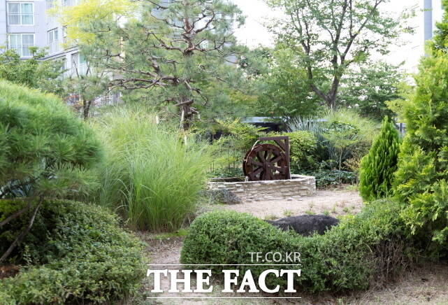 아파트정원 부문 대상을 받은 리버시티 어울림 숲 정원 모습. /세종시