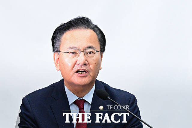 유상범 국민의힘 원내운영수석부대표(왼쪽)와 김도읍 정책위의장.