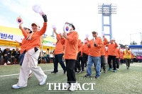  '우리는 아직 청춘!'...제25회 시니어올림픽 개막 [TF사진관]