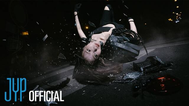 ITZY가 신곡 TUNNEL VISION 뮤직비디오 티저를 공개했다. /JYP엔터