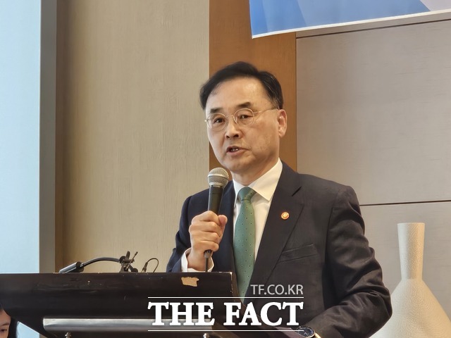 차정인 국가교육위원회 위원장은 3일 세종의 한 호텔에서 기자간담회 인사말을 하고 있다./조채원 기자