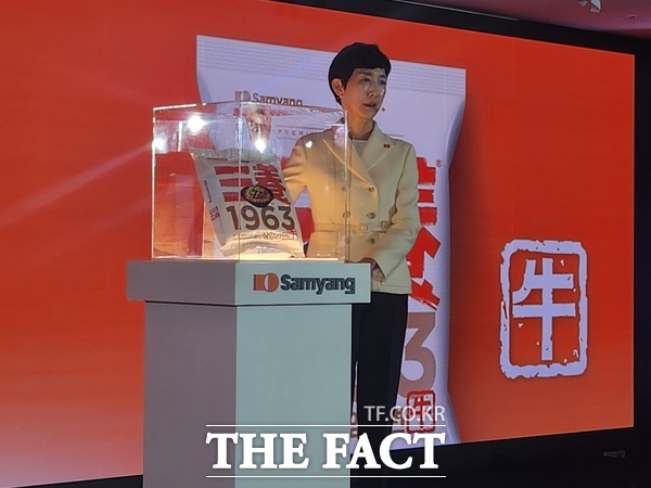 김정수 삼양식품 부회장이 3일 오전 서울 중구 보코서울명동 호텔에서 삼양식품 신제품이자 우지로 만든 삼양 1963의 첫 출시를 알렸다. /손원태 기자