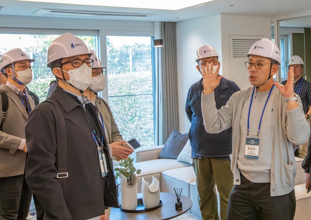 GS건설이 지난달 31일 충북 음성에 위치한 프리캐스트 콘크리트 제조 자회사 GPC에서 OSC 기술세미나를 열었다. /GS건설
