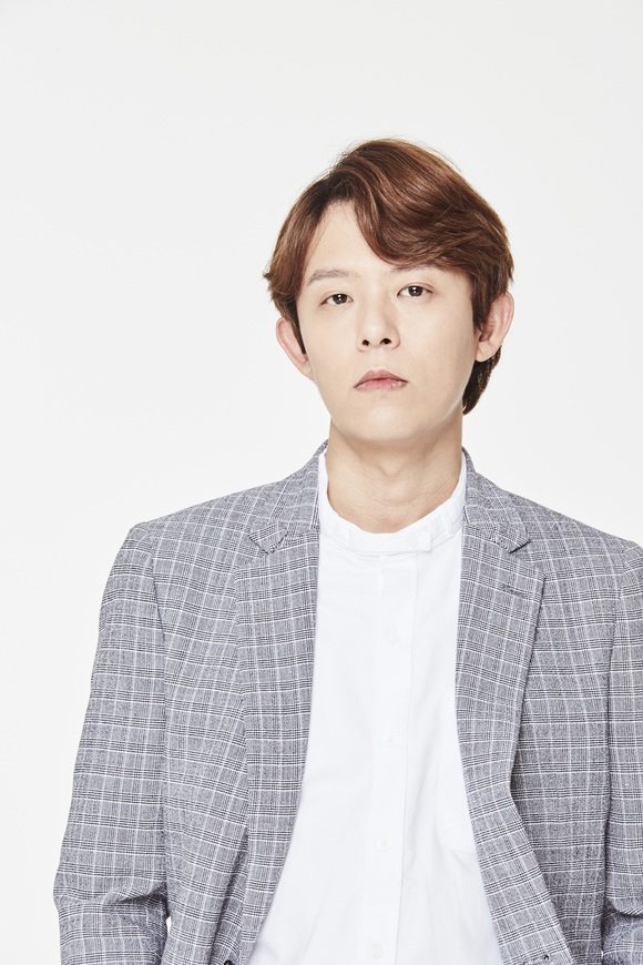 연예 기획사 비웨이브 엔터테인먼트가 가수 토니안과 전속계약을 체결했다고 3일 밝혔다./비웨이브 엔터테인먼트