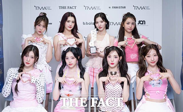 올해 데뷔한 하츠투하츠는 2025 TMA에서 단 한 번만 받을 수 있는 넥스트 리더를 수상하며 대형 신인임을 다시 한번 증명했다. /박헌우 기자