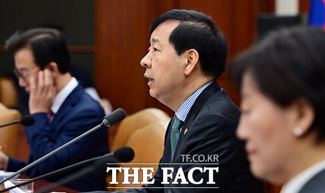 구윤철 부총리가 모두발언을 하고 있다.