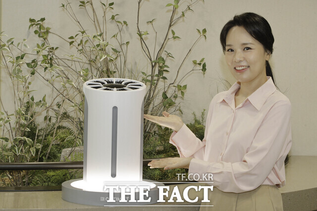 한국암웨이가 새롭게 선보인 기화식 가습기 ‘옵티미스트’