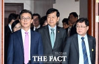  경제관계장관회의 참석하는 구윤철-전재수-김성환 [포토]