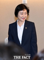  장기요양위원회 회의 참석하는 이스란 보건복지부 1차관 [포토]