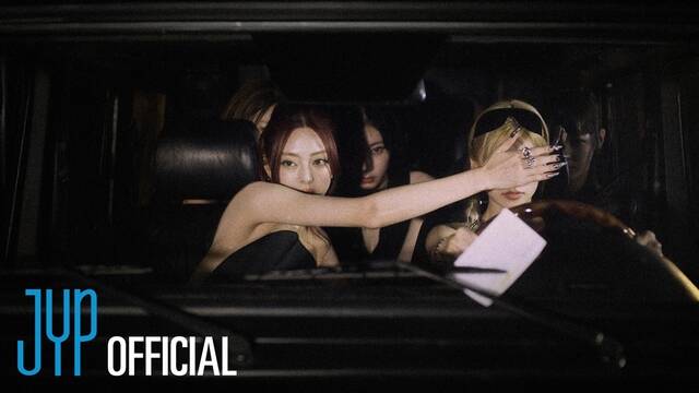 그룹 ITZY가 5일 새 미니 앨범 TUNNEL VISION의 두 번째 뮤직비디오 티저 영상을 게재했다./JYP엔터테인먼트