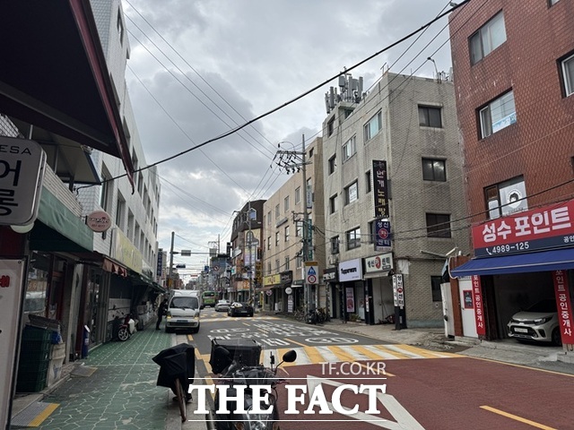 서울시가 성동구 성수전략정비구역 1지구(이하 성수1지구) 실태조사 결과 조합 운영상 문제없다는 결론을 내렸지만 조합원들의 불신은 여전하다. /황준익 기자