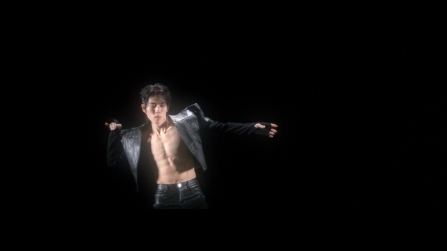 장동우가 오는 18일 솔로 미니 2집 AWAKE를 발매한다. 사진은 커밍순 티저. /장동우 소셜 미디어