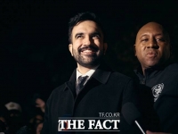  '34세 무슬림' 맘다니 뉴욕시장 당선…'파격 진보' 등장