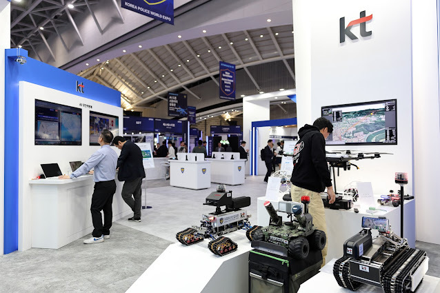 KT가 지난달 25일 2025 국제치안산업대전(KPEX)에서 경찰청과 함께 AI 치안 플랫폼을 공개했다, /KT