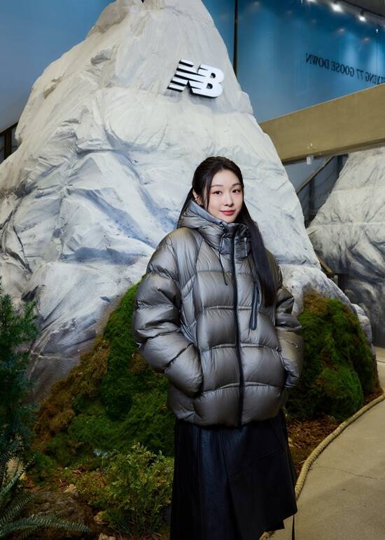 이랜드월드 뉴발란스가 WAY TO PEAK 팝업스토어를 오픈했다. /이랜드월드