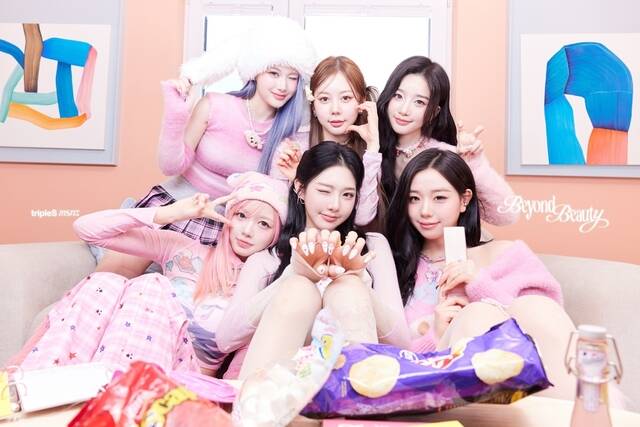 그룹 트리플에스의 새로운 디멘션 미소녀즈(msnz)의 sun(선) 단체 콘셉트 포토가 공개됐다./모드하우스