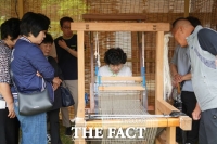  서천 한산모시공예마을, 신규 공방 4곳 입점…전통·현대 공예 '조화의 장'
