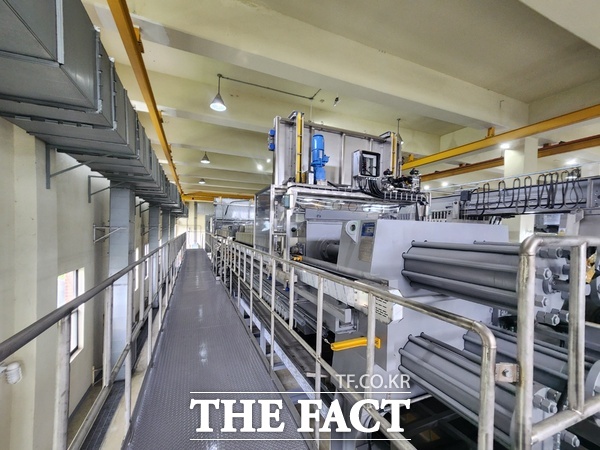 대전시상수도사업본부가 최근 5년간(2021~2025년) 기후부의 온실가스 감축설비 지원사업을 포함한 각종 공모 사업에 적극 대응해 총 85억 원에 달하는 국비를 확보했다. 사진은 신탄진정수사업소의 노후 탈수설비 교체 사업 진행 모습. /대전시