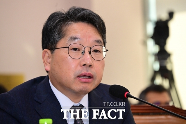 검찰의 대장동 사건 1심 항소 포기를 두고 현직 검사장들이 노만석 검찰총장 권한대행에게 해명을 요구하고 나섰다. /남윤호 기자