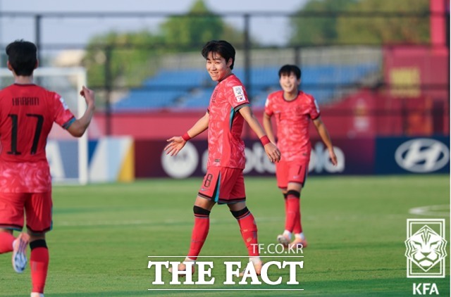 전반 26분 선제골 기록 후 기뻐하고 있는 김지성./도하=KFA