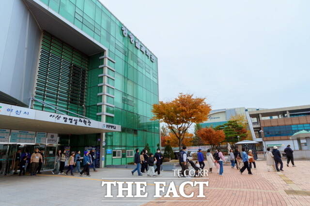 충남 투어패스로 떠나는 ‘힐링 아산’ 프로그램 운영 모습. /아산시