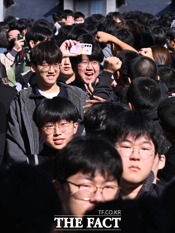 후배들 응원으로 좋은 성적 낼게!