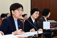  예산안 관련 질의에 답변하는 정은경 보건복지부 장관 [TF사진관]