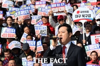  李 탄핵에 황교안 엄호까지…장동혁의 '이유 있는' 무리수?