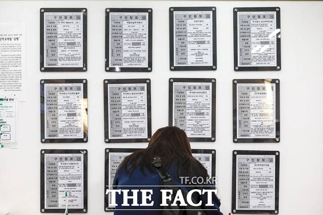 국가데이터처에 따르면 건설업 취업자는 18개월 연속 감소세를 이어가고 있다. /뉴시스