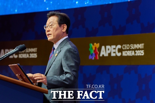 이재명 대통령이 10월 29일 경북 경주예술의전당에서 열린 APEC CEO 서밋에서 특별연설을 하고 있다. /대통령실