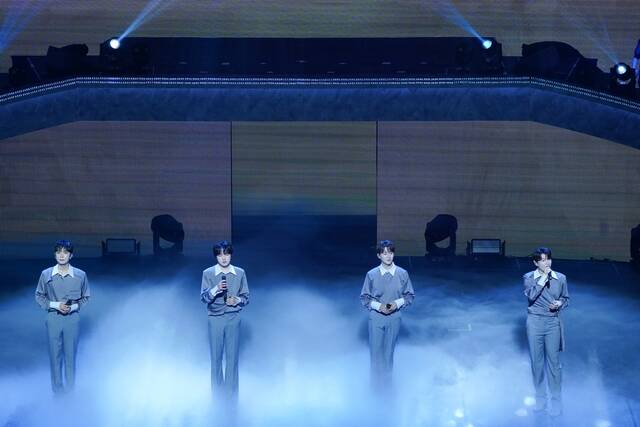 포레스텔라가 12월 새로운 전국투어를 시작한다. 사진은 지난 9월 끝난 이전 전국투어 당시 모습. /비트인터렉티브