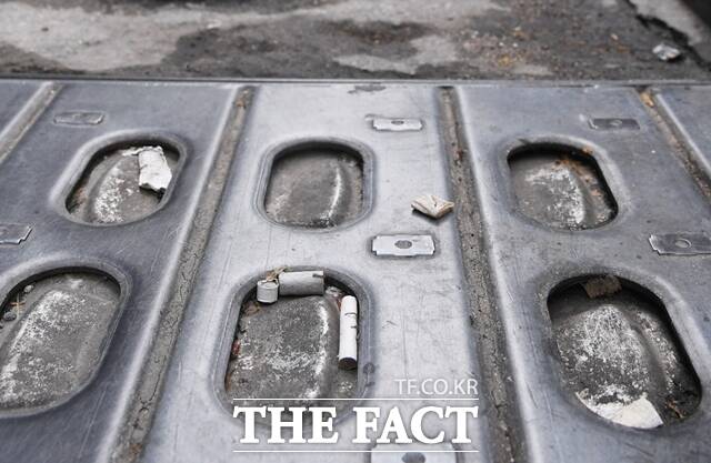 16일 청주 상당경찰서에 따르면 담배 냄새로 고통받던 50대 여성이 아파트 승강기에 살인을 예고하는 듯한 내용의 게시물을 붙였다가 공중협박 혐의로 입건됐다. /더팩트 DB