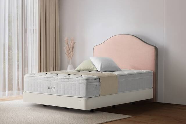 베스트 라이프 솔루션 기업 코웨이가 17일 비렉스 루나 프레임을 출시했다. /코웨이