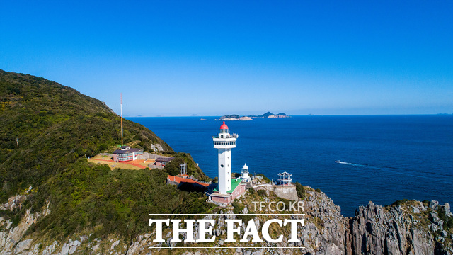 전남 여수시 삼산면 거문도 등대 전경 /여수시