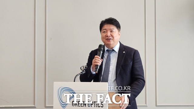 조현일 대표이사가 이끄는 그린광학은 코스닥 상장 첫날 따블(공모가 2배)을 이뤄냈다. /윤정원 기자