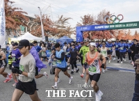  '카스 올림픽 앰버서더' 곽윤기, 6천명 러너들과 힘찬 질주 [포토]