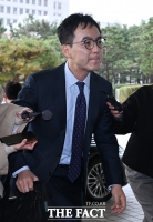  '입 꾹 다문' 구자현 검찰총장 직무대행 [포토]