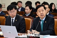  팩트시트 관련 질의에 답변하는 구윤철 부총리 [포토]