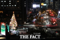  올해도 '반짝'...2025 서울광장 성탄트리 점등식 [TF사진관]