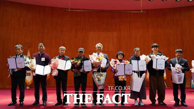 당진시농업기술센터는 17일 농원관 등에서 농업인 학습단체 실적발표회를 개최했다. /당진시