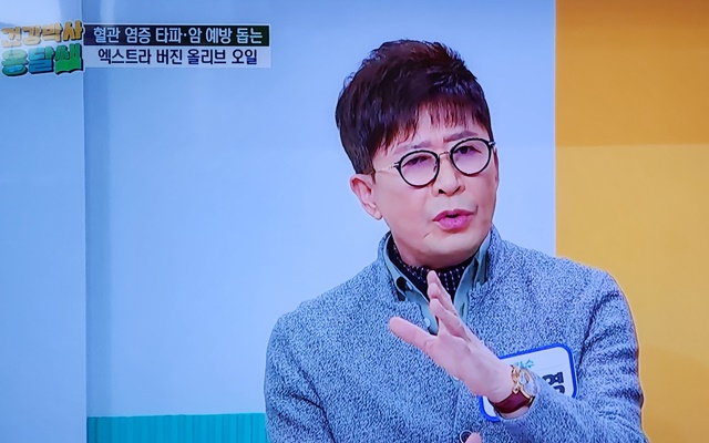 이부영은 지난 14일 방송된 TV 조선 건강박사 옹달샘에 의학 전문의들과 패널로 출연해 순발력 넘치는 토크로 시청자들의 공감대를 얻어냈다. /TV조선 캡처