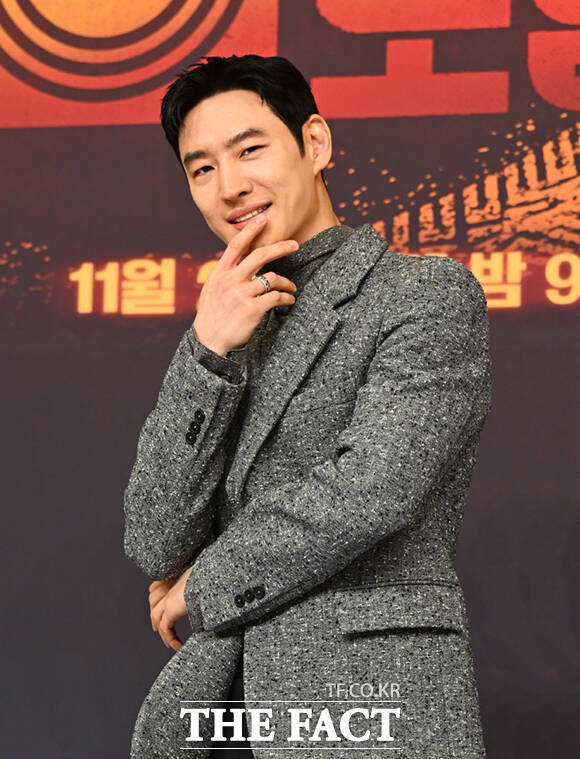 배우 이제훈이 18일 오후 서울 양천구 목동 SBS에서 열린 '모범택시3' 제작발표회에 참석해 김도기 캐릭터를 향한 각별한 애정을 표현했다. /이새롬 기자