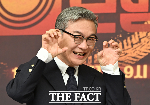 배우 김의성이 18일 오후 서울 양천구 목동 SBS에서 열린 '모범택시3' 제작발표회에 참석해 해 '장대표 빌런설'에 대해 해명했다. /이새롬 기자