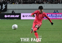  이강인 '날카로운 프리킥' [포토]