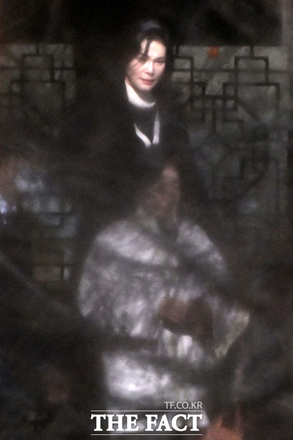 '이병철 38주기' 추도식 참석한 이부진-홍라희-이서현.