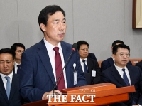  내란특검, 윤재순 전 비서관 조사…김용현 변호인 '법정소란'