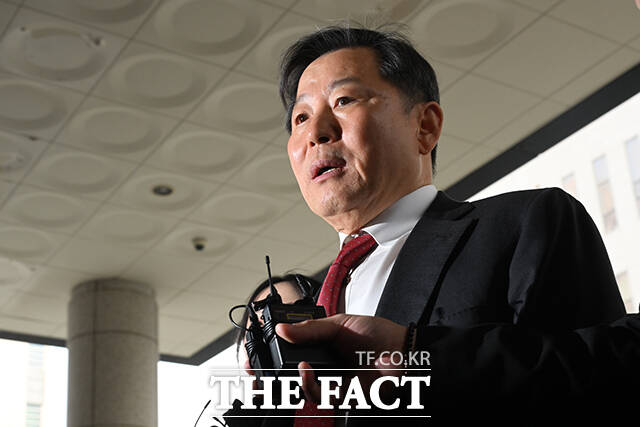 눈 충혈된 이철규 국민의힘 의원.