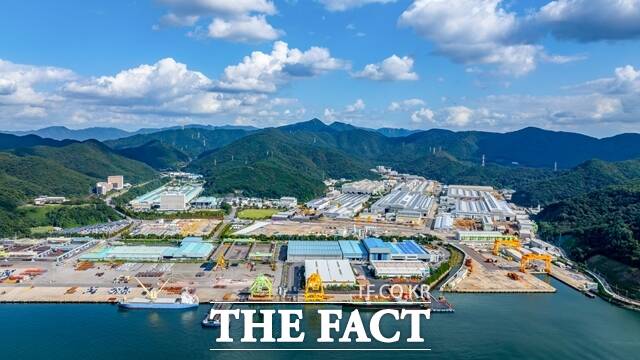 이재명 대통령이 아랍에미리트(UAE) 정상회담에서 30조원 규모 스타게이트 UAE 프로젝트에 한국 참여를 이끌어내면서 두산에너빌리티가 합류할지 이목이 쏠린다. /두산에너빌리티